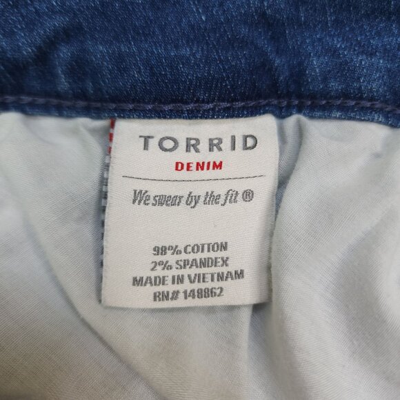 Torrid Denim Blue Jeans 16T Stretch Cotton Blend Womens Straight Fit Faded - Picture 4 of 9